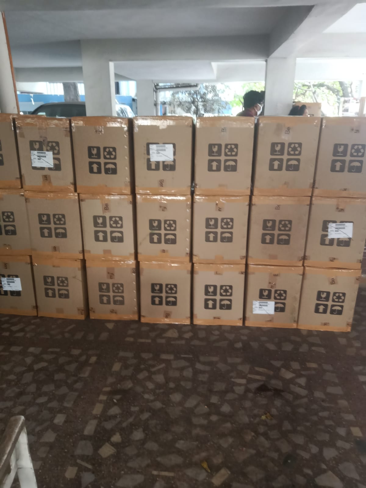 Warehouse Carton Wall